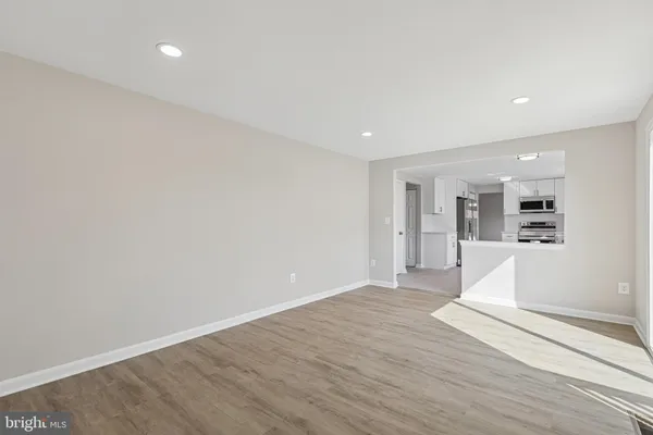 $625,900 | 7451 Oakland Mills Road, Columbia, MD 21046