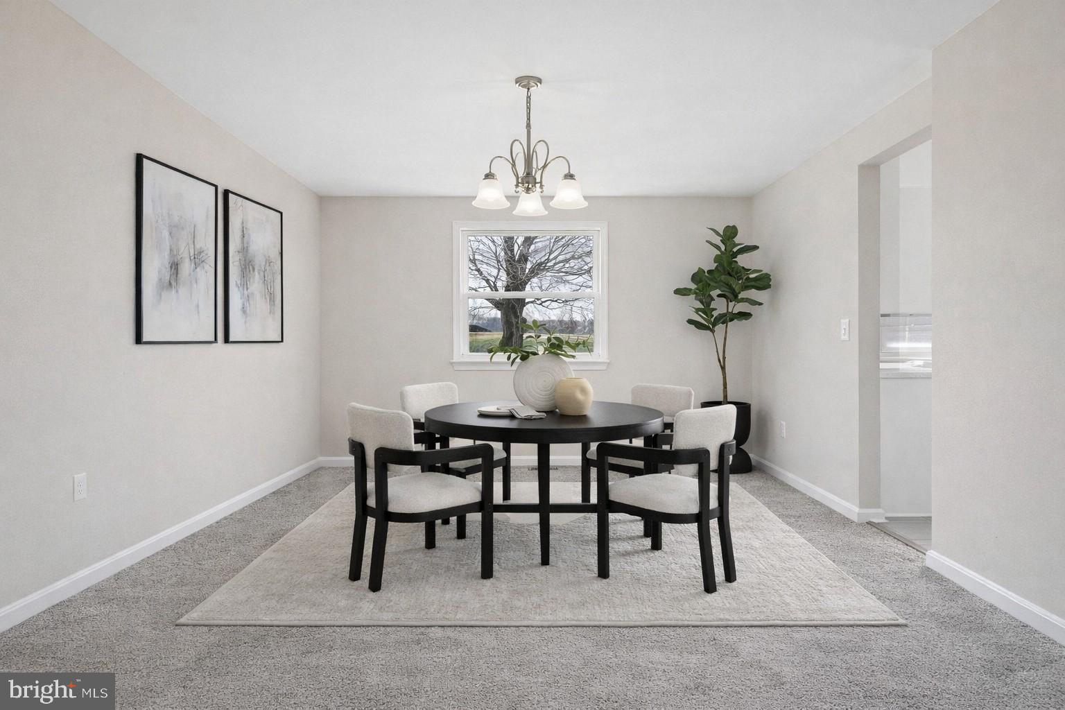 7451 Oakland Mills Road Columbia, MD 21046 - Photo 5 of 83 a dining room with furniture and window