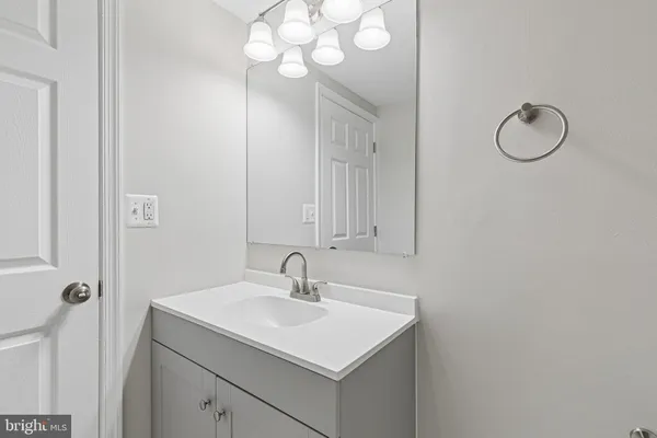 $659,900 | 7451 Oakland Mills Road, Columbia, MD 21046
