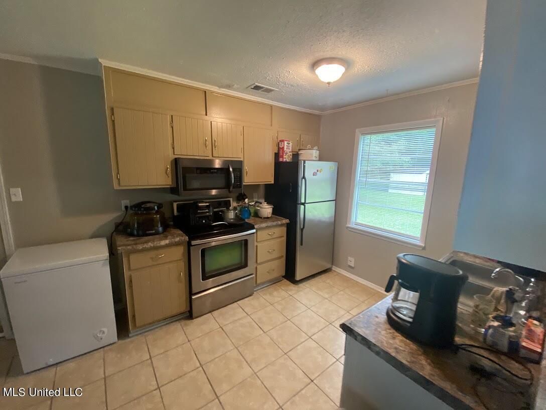 1700 Timber Lane Road Gautier, MS 39553 - Photo 12 of 18 IMG_9122