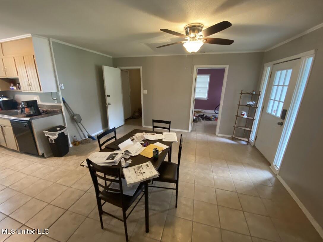 1700 Timber Lane Road Gautier, MS 39553 - Photo 8 of 18 IMG_9118