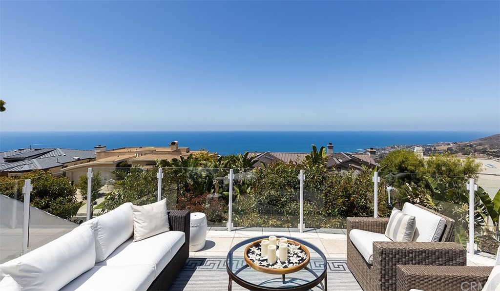 1315 Pitcairn Place Laguna Beach, CA 92651 - Photo 13 of 30