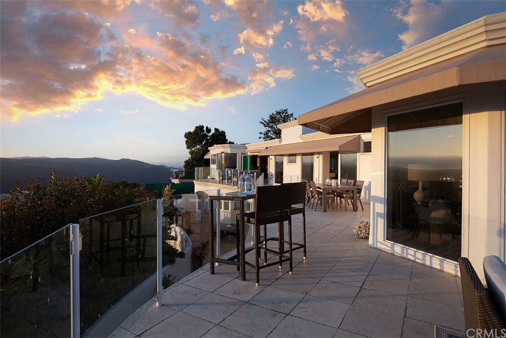 1315 Pitcairn Place Laguna Beach, CA 92651 - Photo 15 of 30