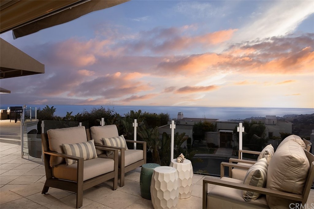 1315 Pitcairn Place Laguna Beach, CA 92651 - Photo 7 of 30