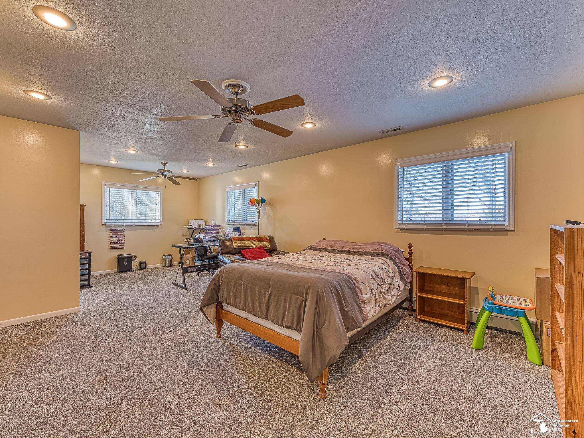 15823 Dixon Road Dundee, MI 48131 - Photo 22 of 47
