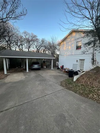 $450,000 | 4106 Hollow Oak Drive, Euless, TX 76040