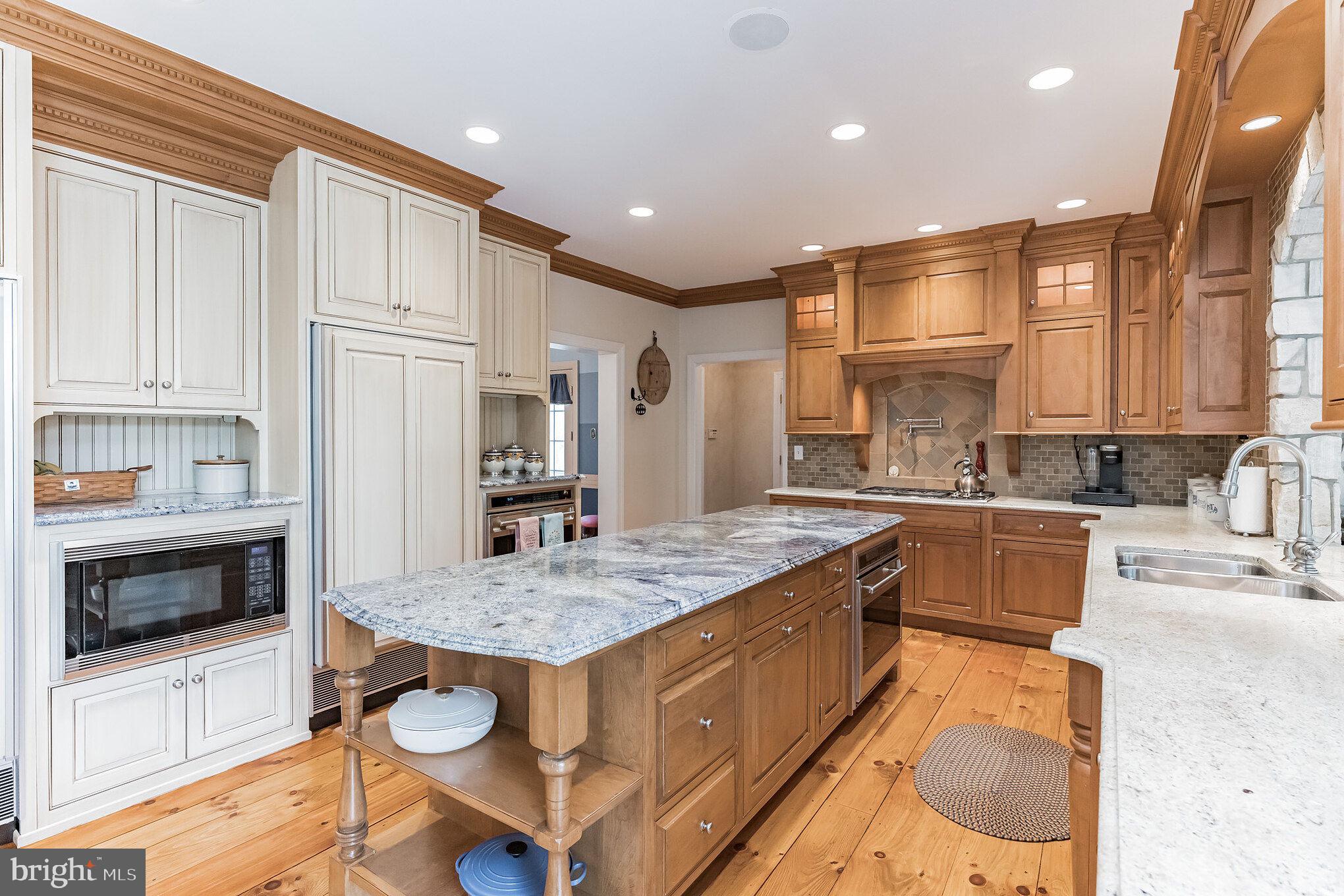 7 Fox Ridge Drive Malvern, PA 19355 - Photo 7 of 57 Gallery Image 7