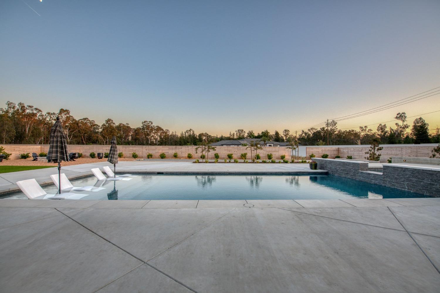 3895 East Reno Avenue Clovis, CA 93619 - Photo 41 of 67 a view of terrace with city view