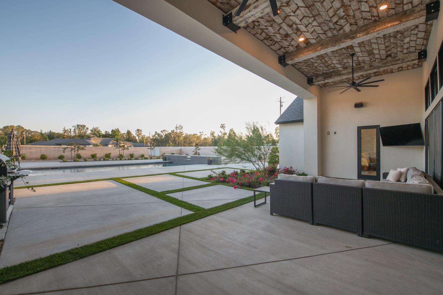 3895 East Reno Avenue Clovis, CA 93619 - Photo 51 of 67