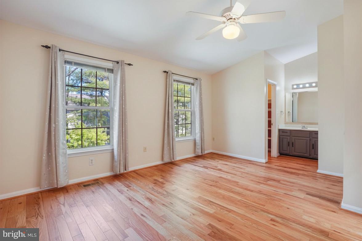 11322 Baritone Court Silver Spring, MD 20901 - Photo 11 of 29 Primary Bedroom