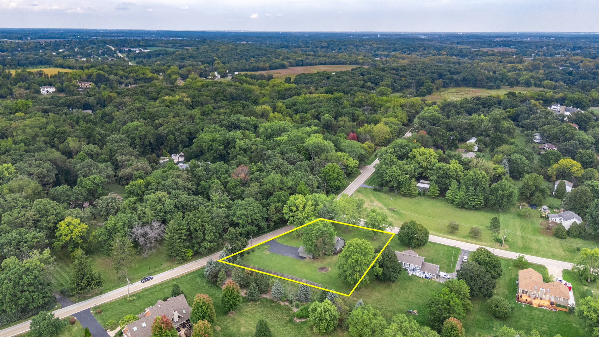 40w897 Brown Road St. Charles, IL 60175 - Photo 35 of 35 a view of a tennis court