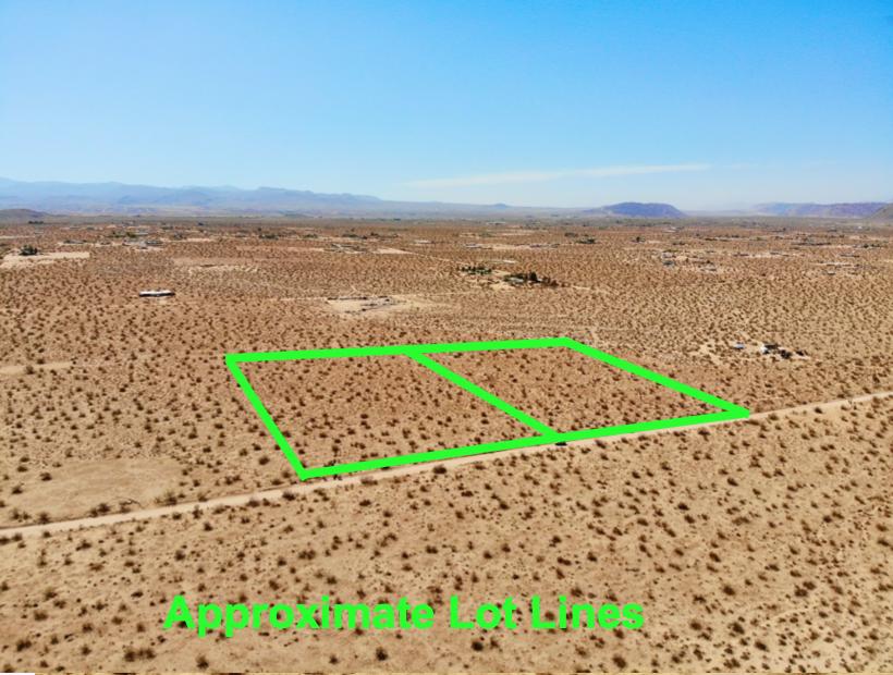 136 Mallow Road Landers, CA 92285 - Photo 1 of 17 Screen Shot 2021-05-25 at 9.50.38 AM