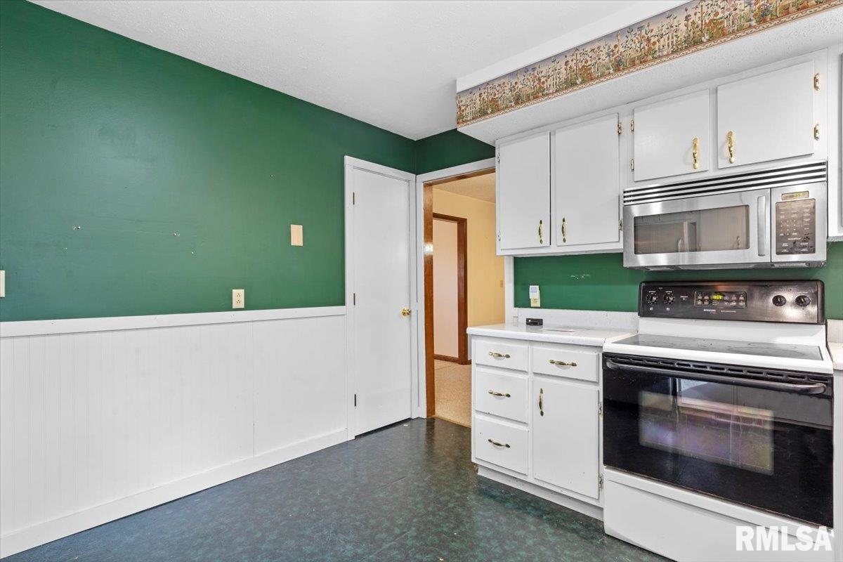 3898 Radford Road Springfield, IL 62707 - Photo 12 of 53