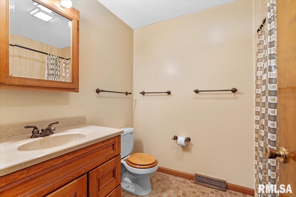 3898 Radford Road Springfield, IL 62707 - Photo 23 of 53