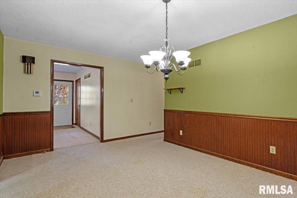 3898 Radford Road Springfield, IL 62707 - Photo 7 of 53