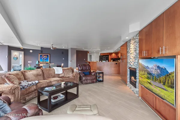 $2,145,000 | 701 East Front Avenue, Unit 10A, Coeur D'Alene, ID 83814