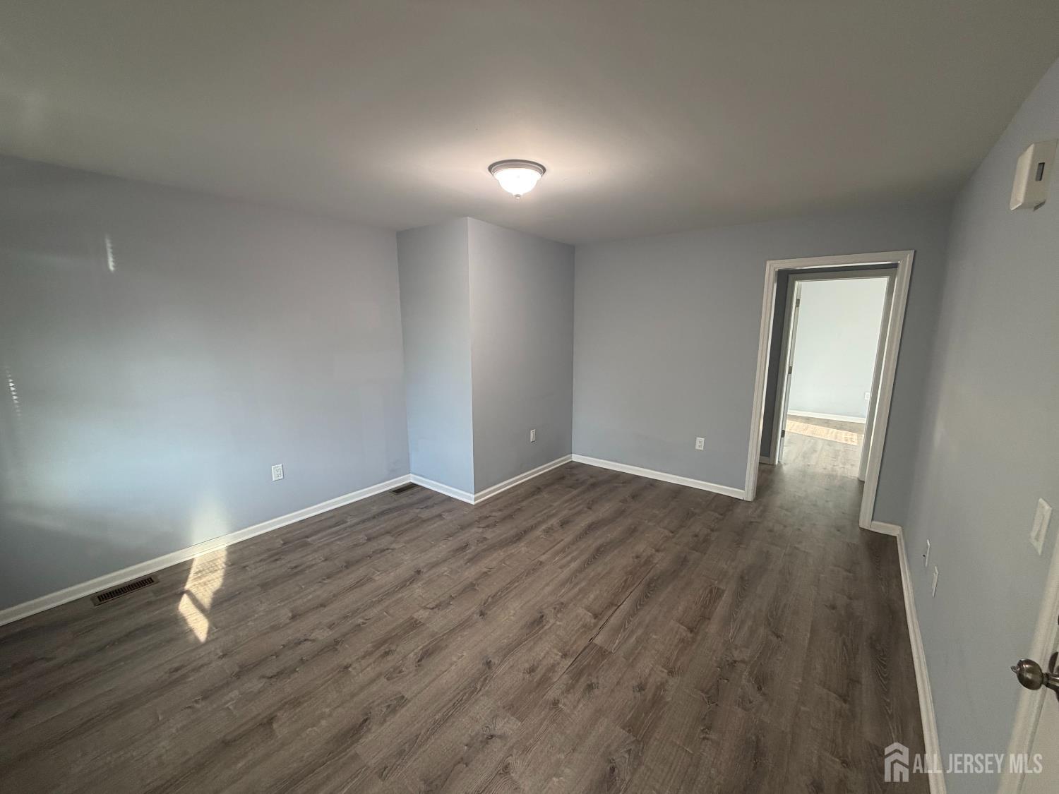 816 King Georges Road, Unit 2 Fords, NJ 08863 - Photo 6 of 16
