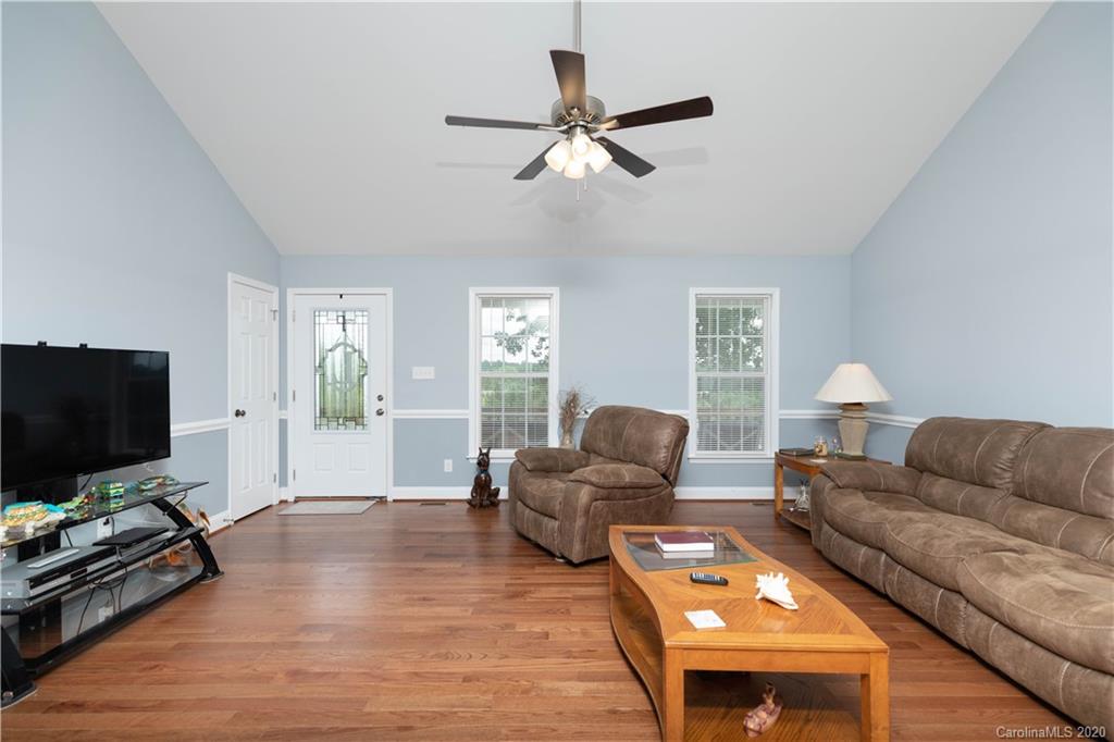 3840 Jenkins Road Blacksburg, SC 29702 - Photo 20 of 33