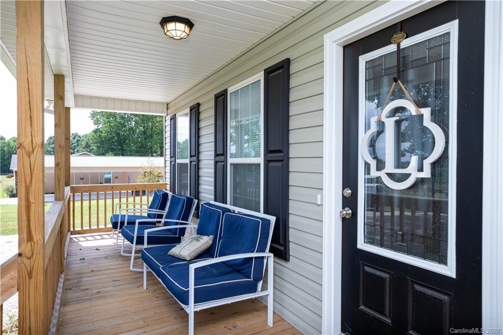3840 Jenkins Road Blacksburg, SC 29702 - Photo 6 of 33