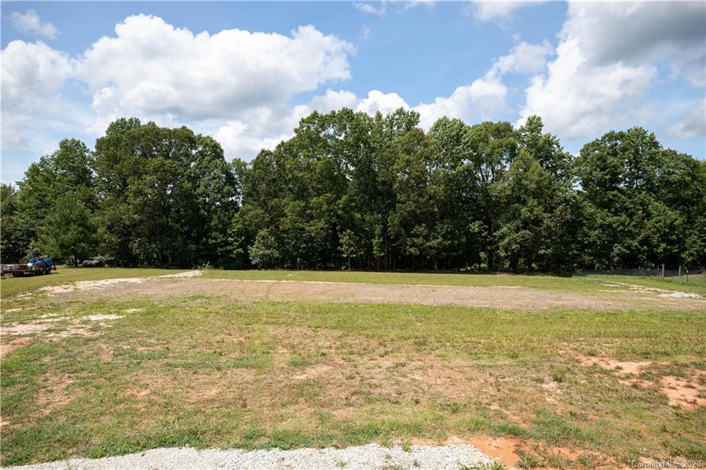 3840 Jenkins Road Blacksburg, SC 29702 - Photo 8 of 33