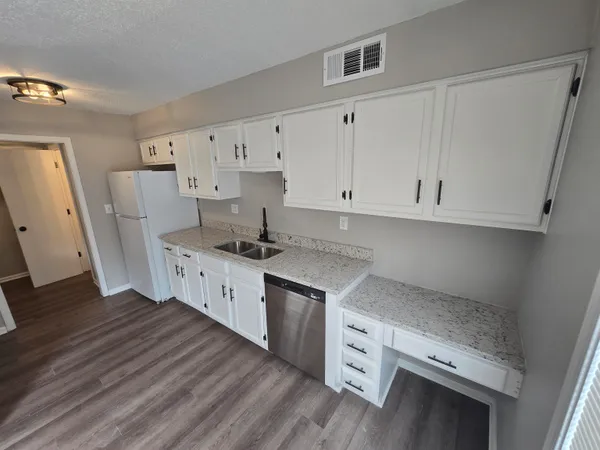 $185,900 | 3173 Tulip Poplar Drive, Unit 3173, Memphis, TN 38115