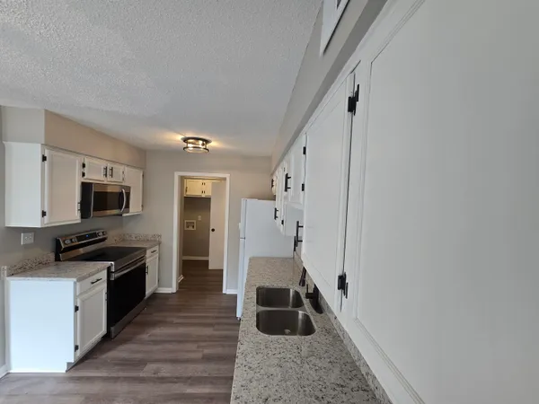 $185,900 | 3173 Tulip Poplar Drive, Unit 3173, Memphis, TN 38115