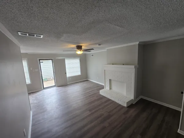 $185,900 | 3173 Tulip Poplar Drive, Unit 3173, Memphis, TN 38115