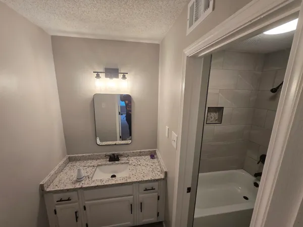 $185,900 | 3173 Tulip Poplar Drive, Unit 3173, Memphis, TN 38115