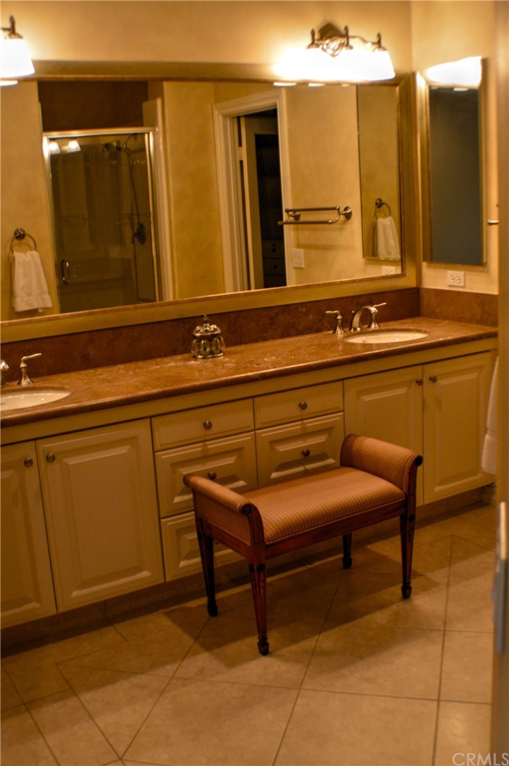 2 Calle Regio San Clemente, CA 92673 - Photo 17 of 32