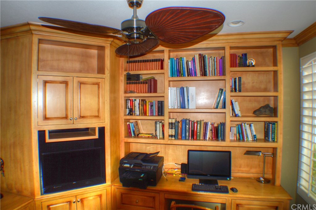 2 Calle Regio San Clemente, CA 92673 - Photo 30 of 32