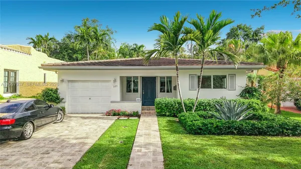 $1,350,000 | 323 Velarde Avenue, Coral Gables, FL 33134