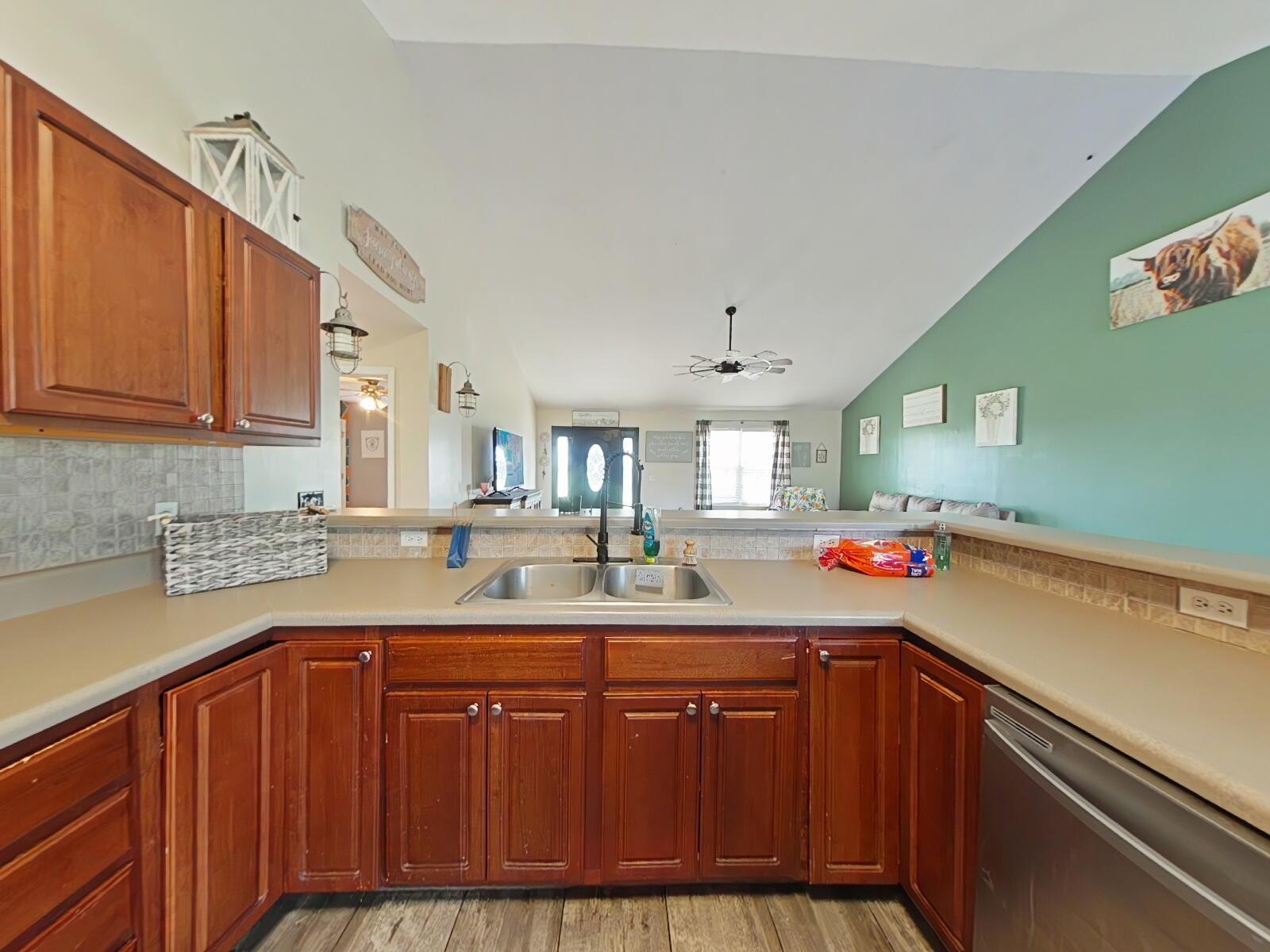 1040 Acorn Gap Road Madisonville, TN 37354 - Photo 20 of 36 Kitchen-3