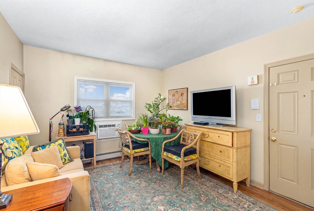 464 Bank Fall River, Unit 9 Fall River, MA 02720 - Photo 5 of 16 Gallery Image 5