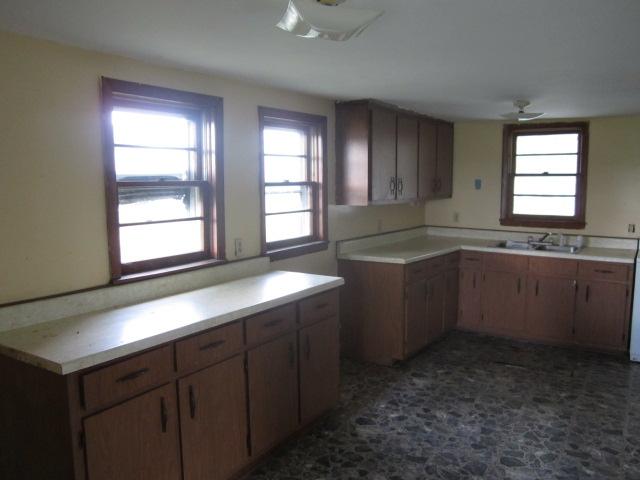 1337 Scenic Road Lawrenceburg, TN 38464 - Photo 3 of 6 Gallery Image 3
