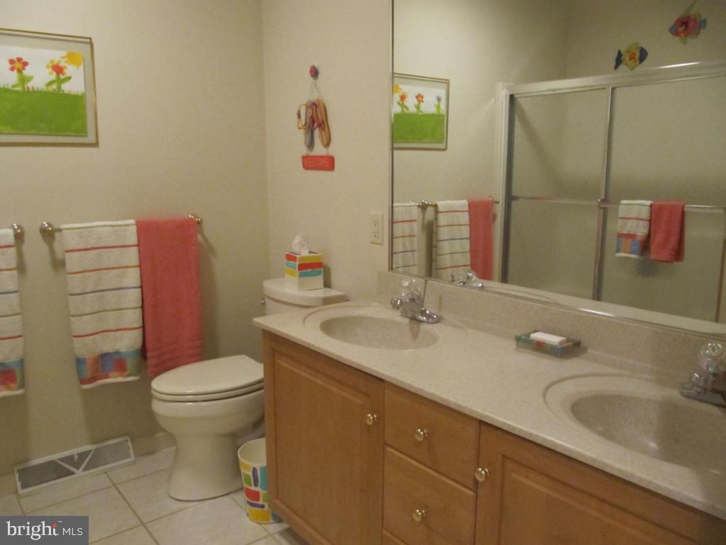 369 Wheatfield Drive Lititz, PA 17543 - Photo 23 of 32 Gallery Image 23