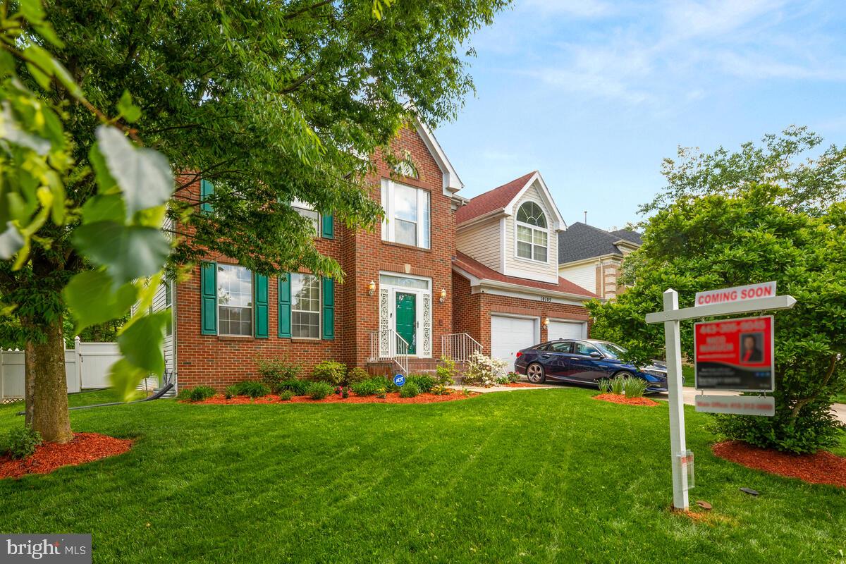 10105 Cudby Court Lanham, MD 20706 - Photo 3 of 44 Beautifully landscaped & manicured lawns!