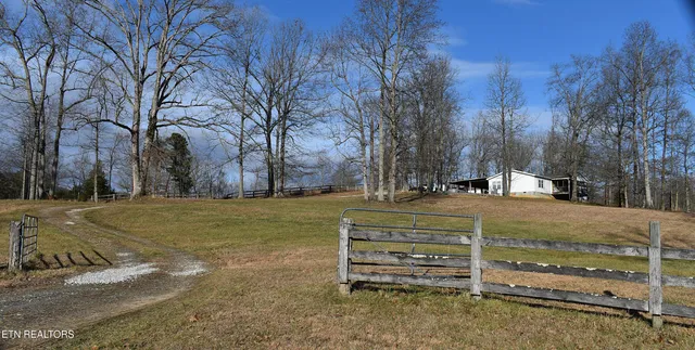 $235,000 | 467 Russell Hill Road, Speedwell, TN 37870