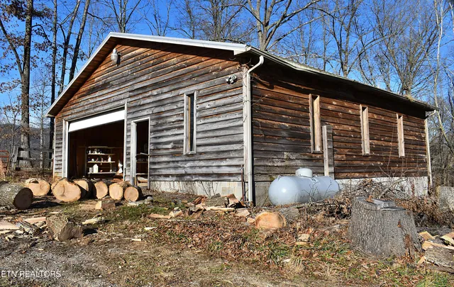 $235,000 | 467 Russell Hill Road, Speedwell, TN 37870