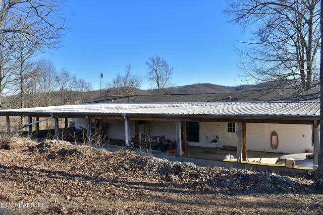 $235,000 | 467 Russell Hill Road, Speedwell, TN 37870