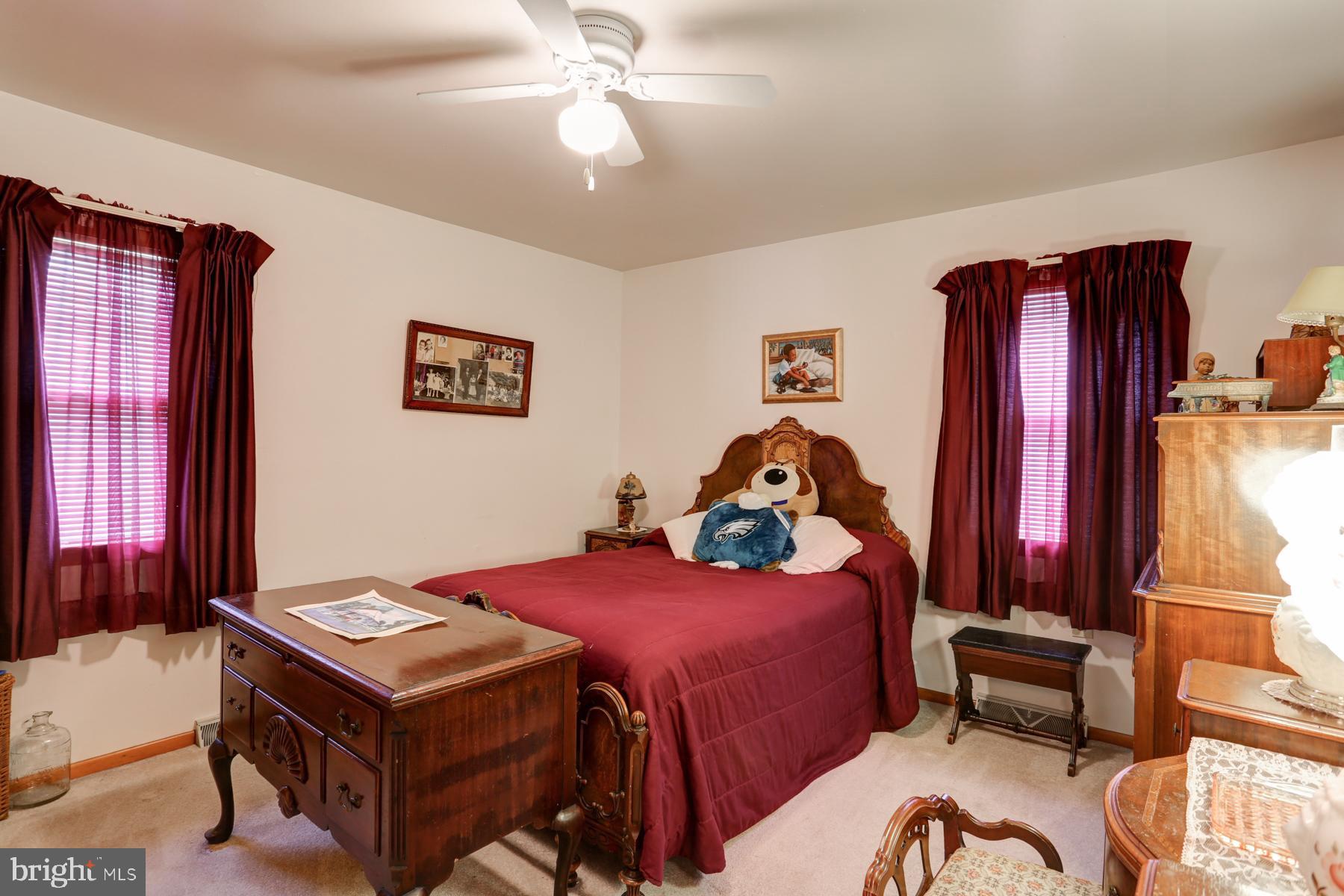 1104 Edgemont Road Harrisburg, PA 17109 - Photo 11 of 23 Gallery Image 11