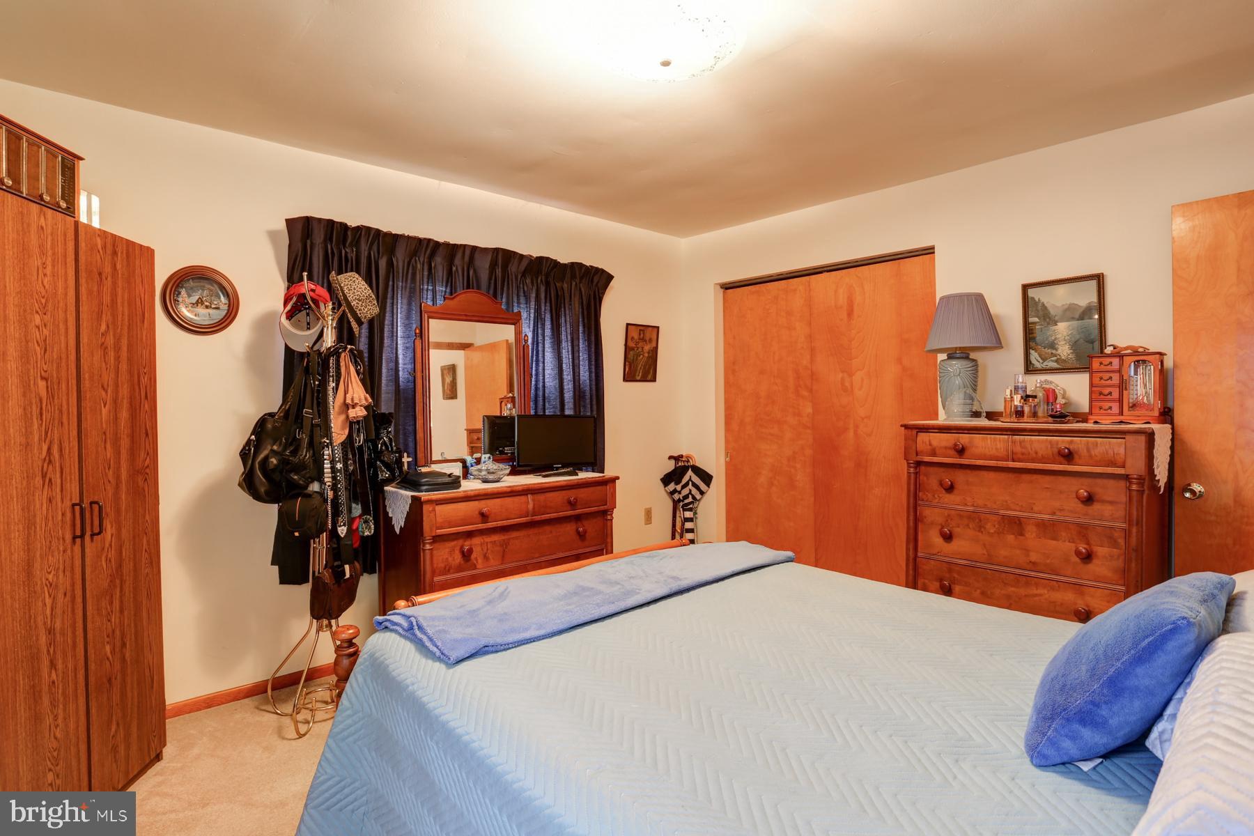 1104 Edgemont Road Harrisburg, PA 17109 - Photo 16 of 23 Gallery Image 16