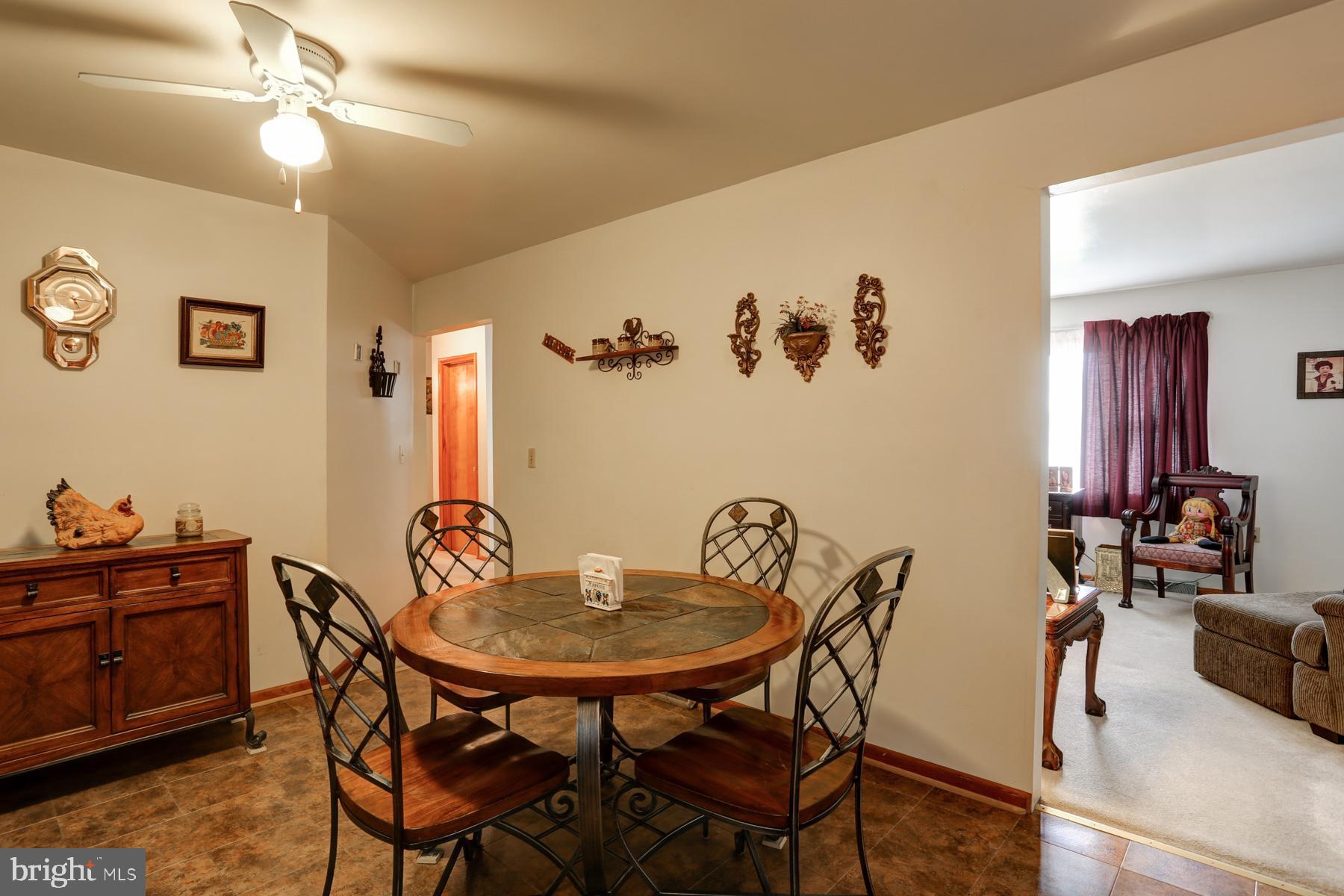 1104 Edgemont Road Harrisburg, PA 17109 - Photo 10 of 23 Gallery Image 10