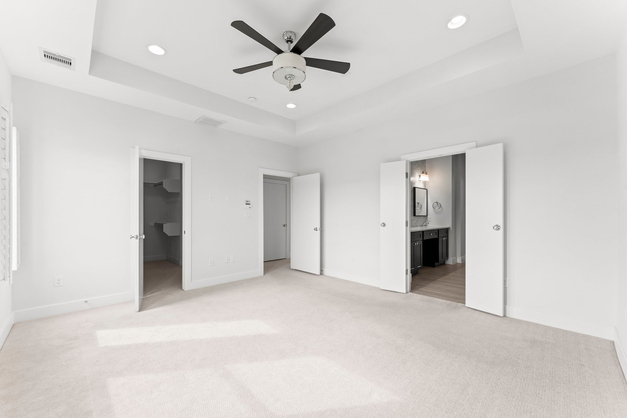 2909 Gillespie Street, Unit A Houston, TX 77020 - Photo 27 of 32 Primary Bedroom on 3rd Floor