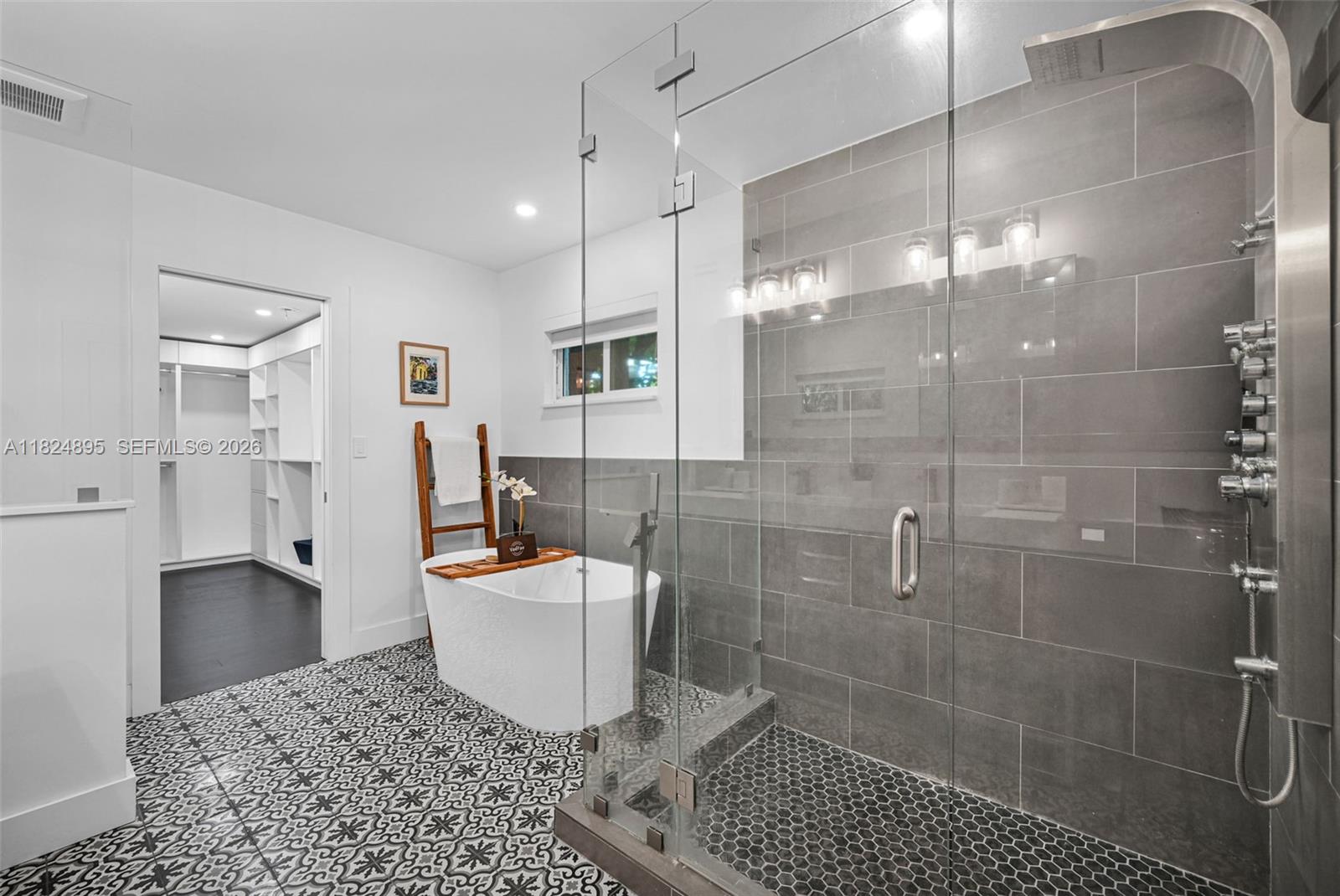 150 Northeast 50th Street, Unit A Miami, FL 33137 - Photo 12 of 100