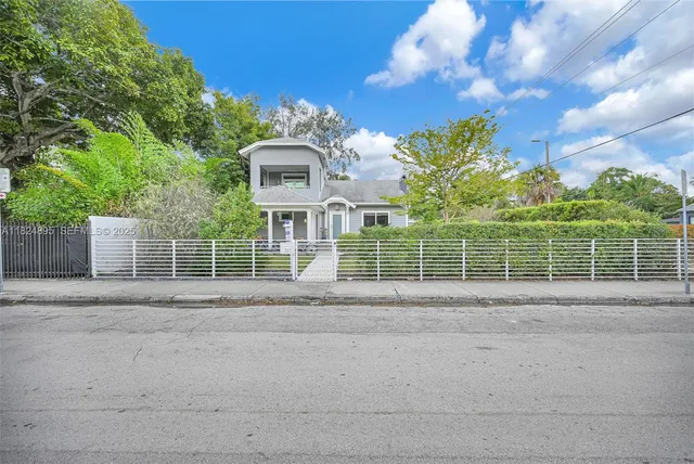 $20,000 | 150 Northeast 50th Street, Unit A, Miami, FL 33137