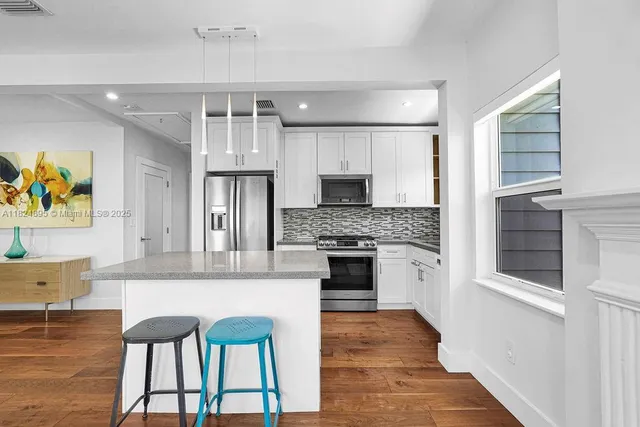 $10,885 | 150 Northeast 50th Street, Unit A, Miami, FL 33137