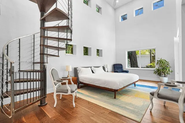 $10,885 | 150 Northeast 50th Street, Unit A, Miami, FL 33137