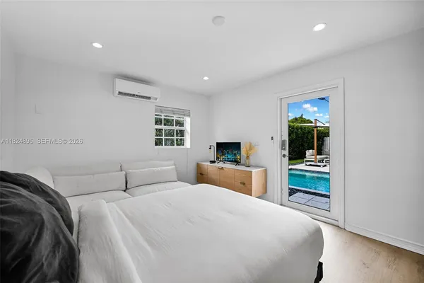 $10,785 | 150 Northeast 50th Street, Unit A, Miami, FL 33137