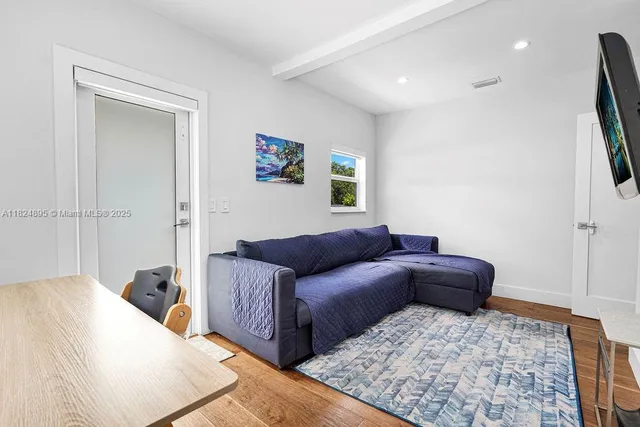 $10,885 | 150 Northeast 50th Street, Unit A, Miami, FL 33137