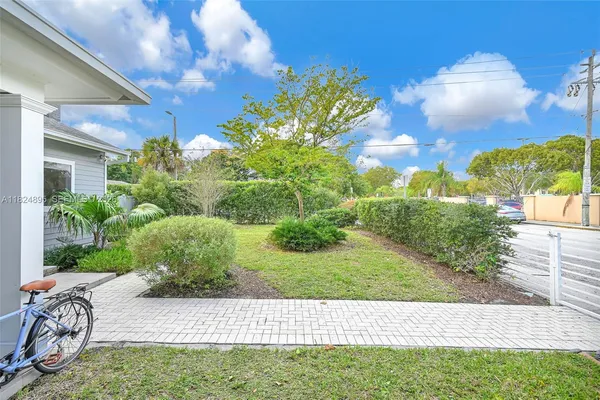 $10,785 | 150 Northeast 50th Street, Unit A, Miami, FL 33137